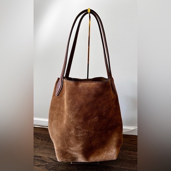 Madewell Handbags - Madewell soft grain shopper tote - dried acorn Suede